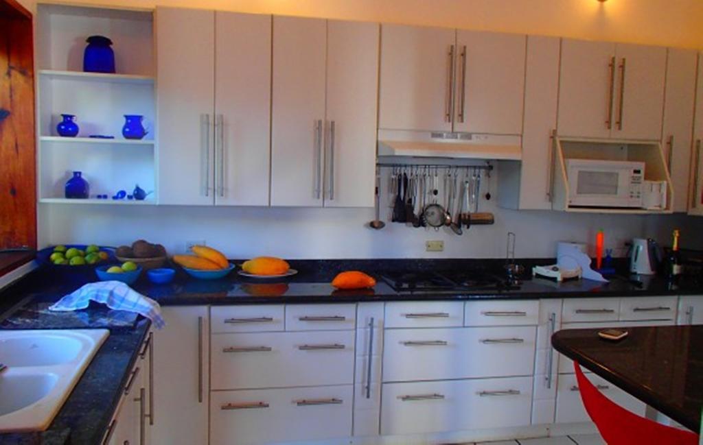 Being Villa Plymouth Esterno foto