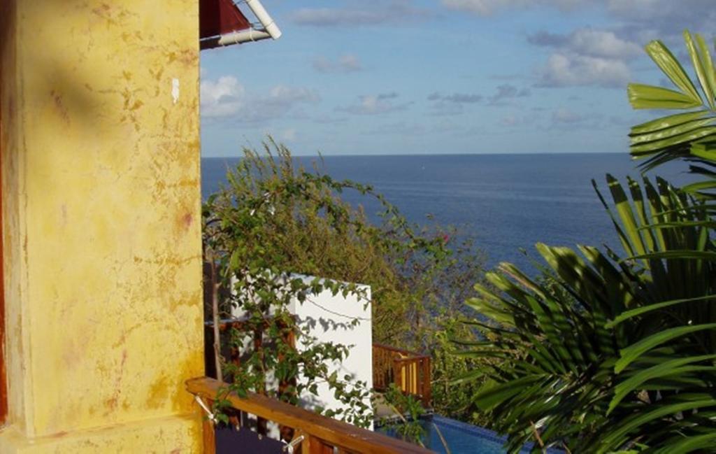Being Villa Plymouth Esterno foto