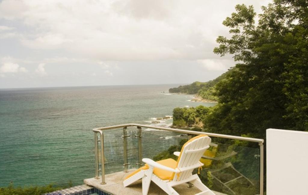 Being Villa Plymouth Esterno foto